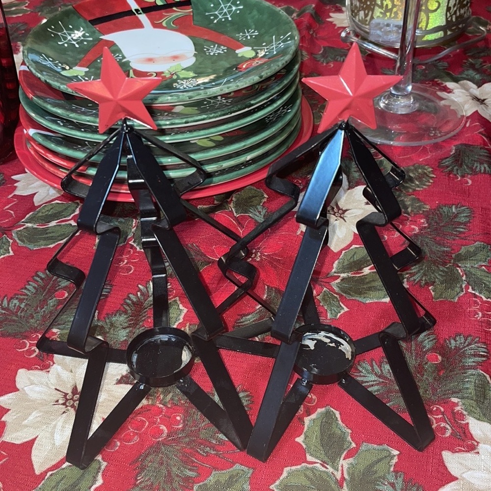 SET OF 2 pieces METAL BLACK  CHRISTMAS TREES  w Red Star 10"